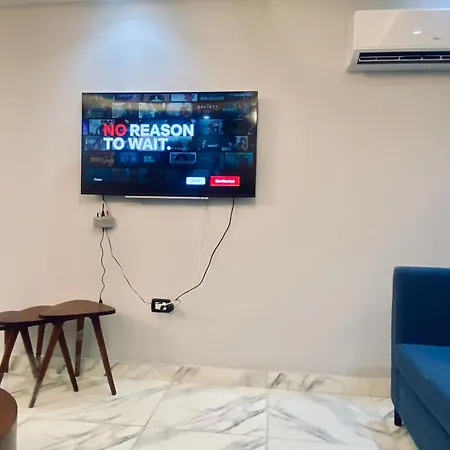 Holiday Inn Downtown - 2 Bedroom In Mohandessin - Agouza-3